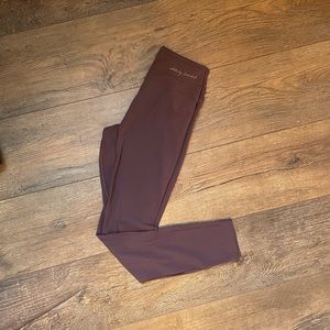 🍒Whitney Simmons cherry chocolate V2 scrunch bum